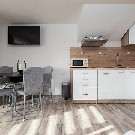Nena Apartmani วีร์ ภายนอก รูปภาพ