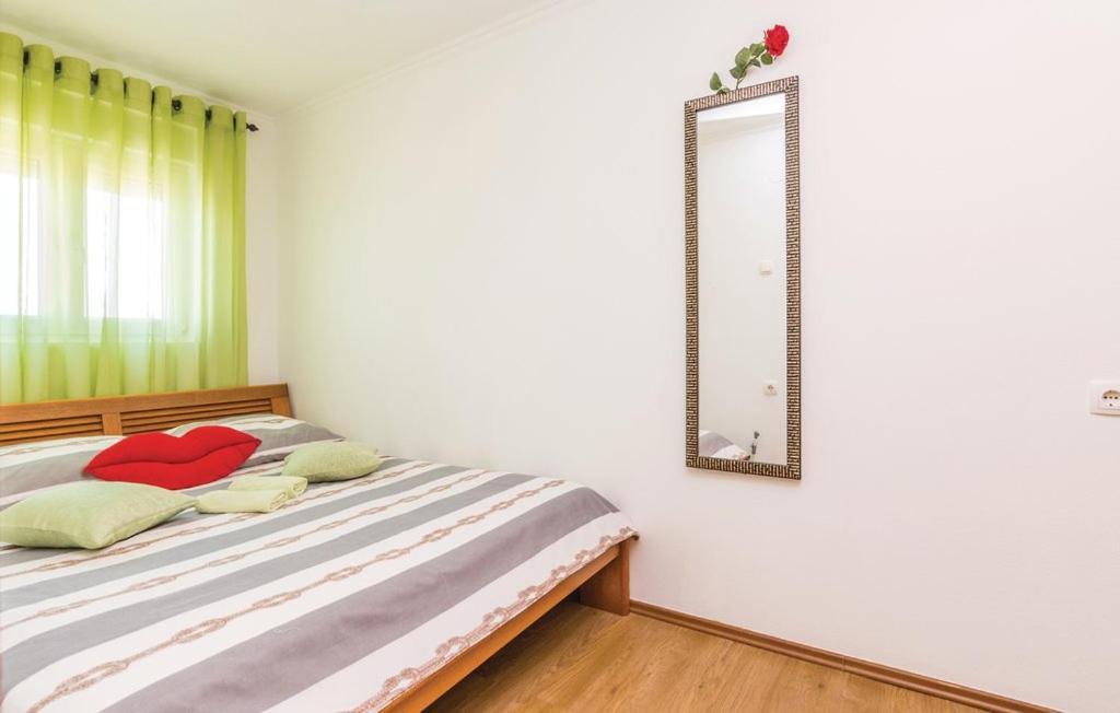 Nena Apartmani วีร์ ภายนอก รูปภาพ